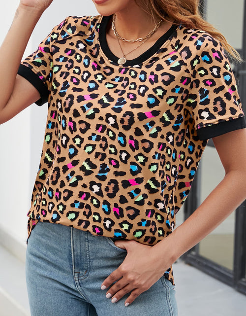 Load image into Gallery viewer, Leopard Round Neck Short Sleeve Tee Shirt
