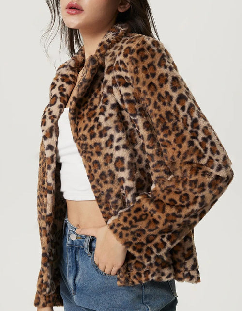 Load image into Gallery viewer, Fuzzy Leopard Collared Neck Jacket
