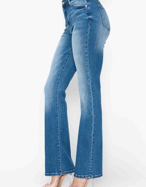 Load image into Gallery viewer, bytos Full Size Distressed High Rise Jeans with Pockets
