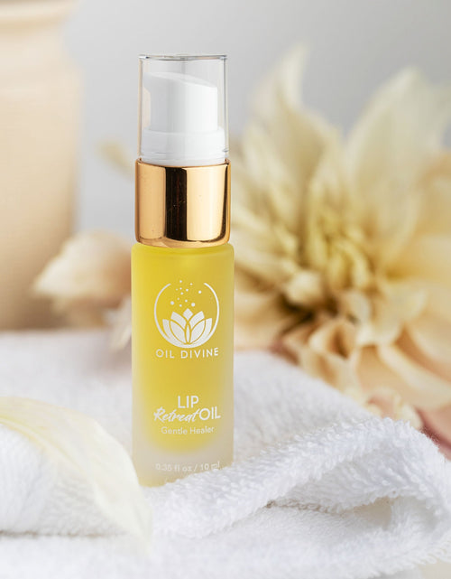 Load image into Gallery viewer, Lip Retreat Oil by Oil Divine
