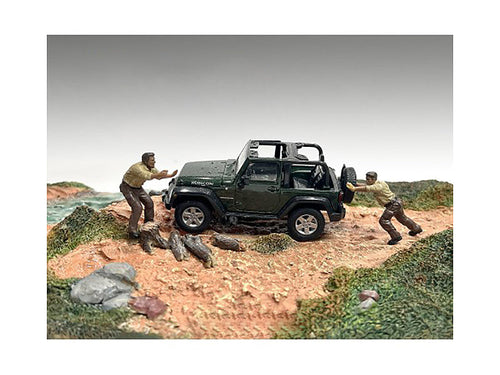 Load image into Gallery viewer, "4X4 Mechanics" 2 Piece Diecast Figure Set 3 for 1/43 Scale Models by American Diorama
