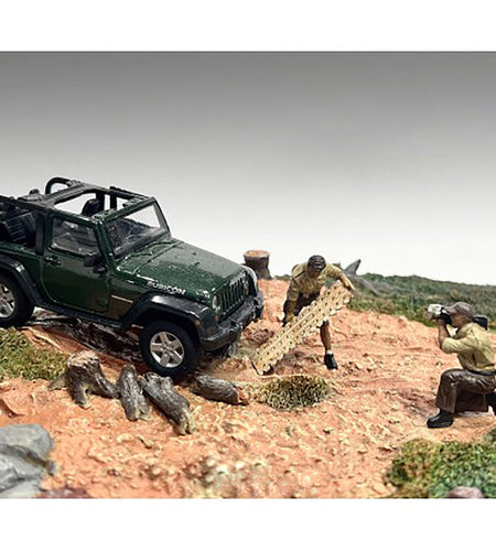 "4X4 Mechanics" 2 Piece Diecast Figure Set 4 for 1/43 Scale Models by American Diorama