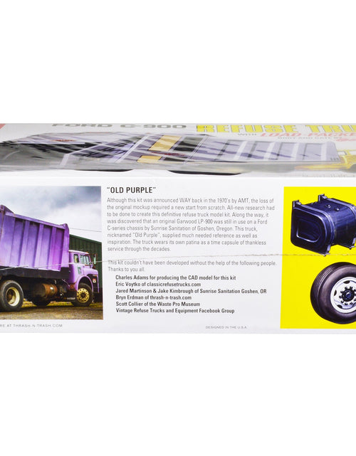 Load image into Gallery viewer, Skill 3 Model Kit Ford C-900 GarWood Refuse Garbage Truck with Load-Packer 1/25 Scale Model by AMT
