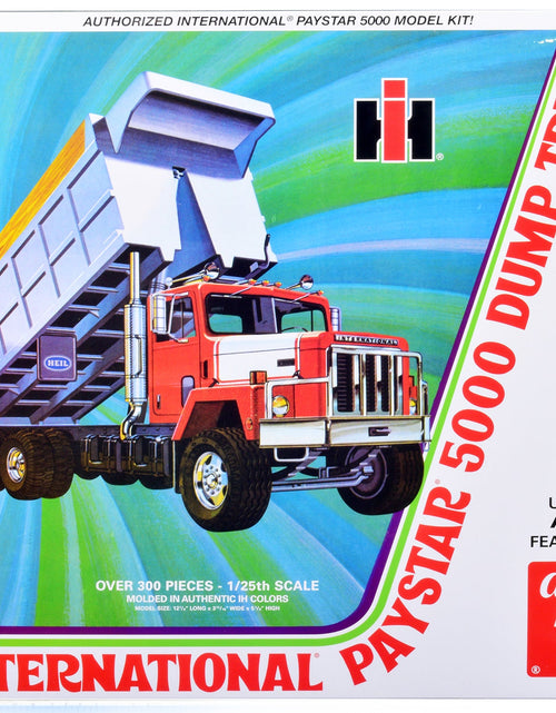 Load image into Gallery viewer, Skill 3 Model Kit International PayStar 5000 Dump Truck 1/25 Scale Model by AMT
