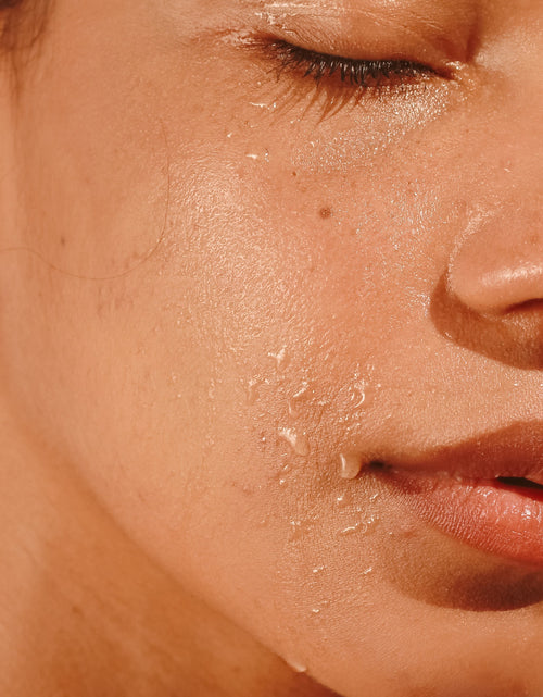 Load image into Gallery viewer, Allantoin Serum Water by TAHNYC
