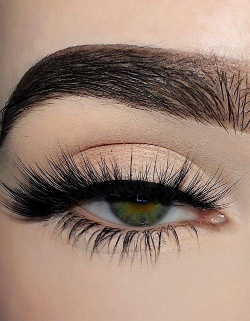 Load image into Gallery viewer, Amber by Athena Lash Co.
