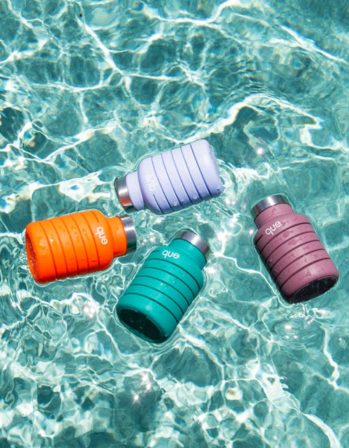 Load image into Gallery viewer, The Collapsible Water Bottle by que Bottle
