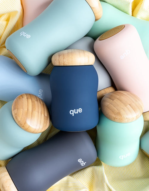 Load image into Gallery viewer, The Insulated Bottle by que Bottle
