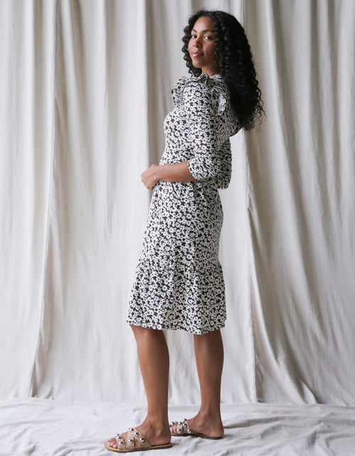 Load image into Gallery viewer, New Romance Dress
