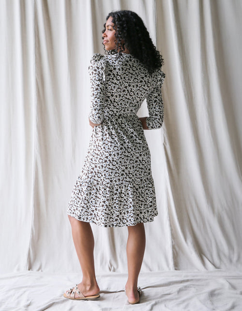 Load image into Gallery viewer, New Romance Dress
