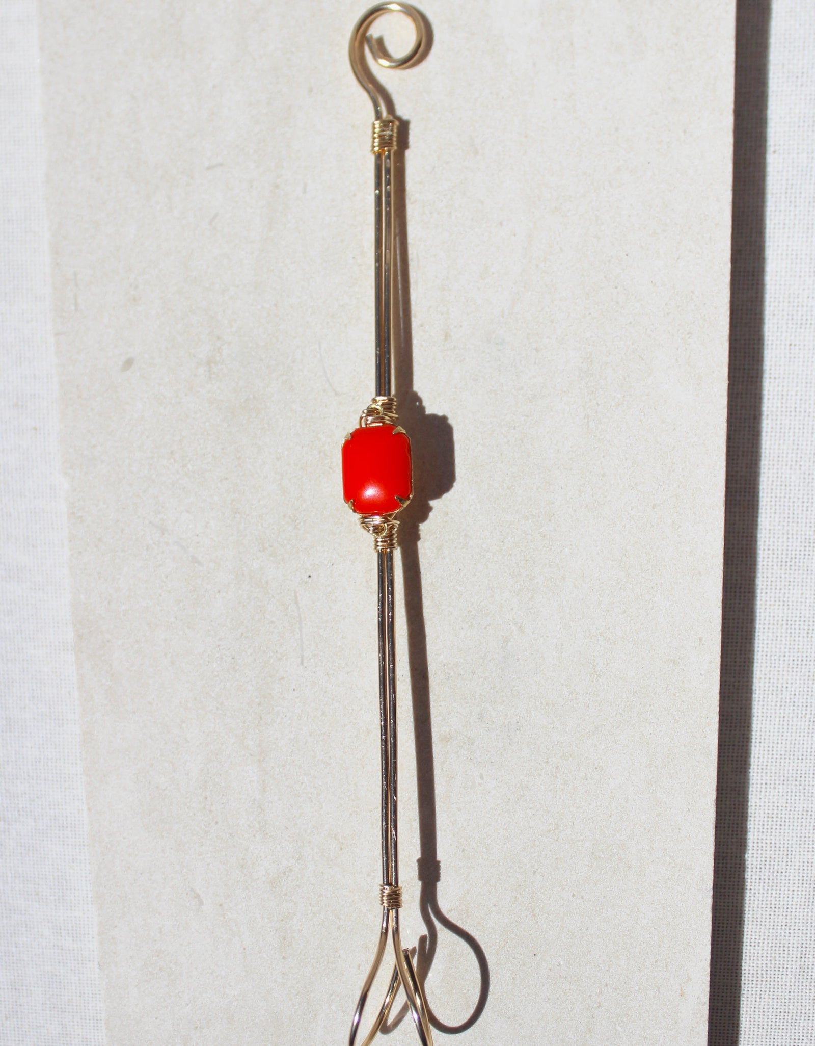 Betty Joint Holder by Toasted Jewelry
