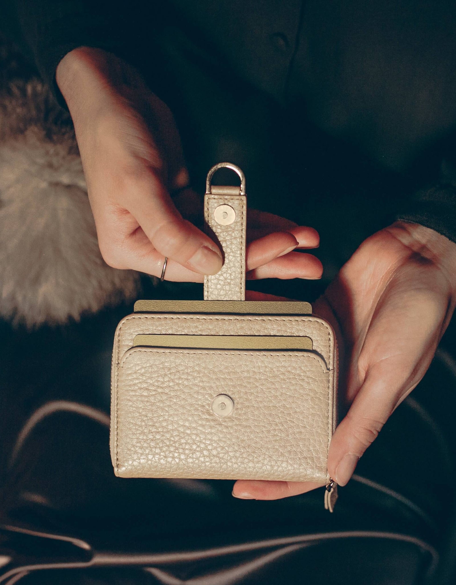 BELGRAVIA Zipper Wallet by Vaultskin