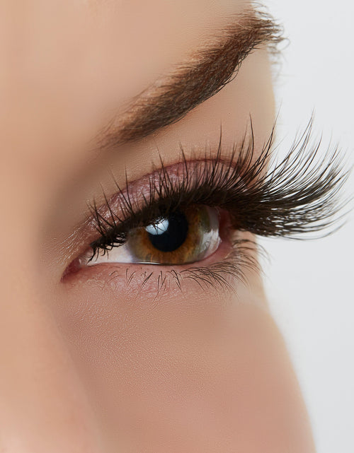 Load image into Gallery viewer, Sparkle in Her Eyes Lash Style by True Beauty Lashes
