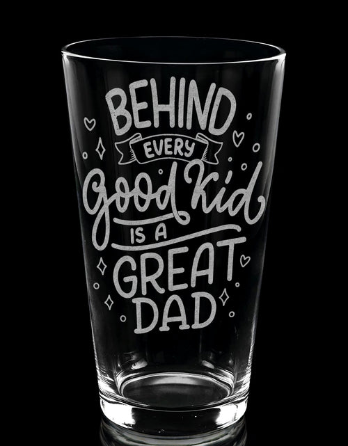Load image into Gallery viewer, FATHERS &amp; DADS Pint Glasses by LumEngrave
