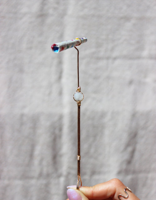 Load image into Gallery viewer, Moonstone Joint Holder by Toasted Jewelry
