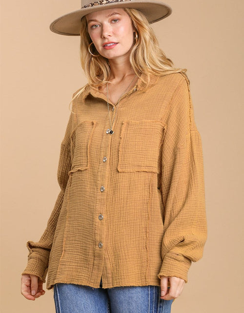 Load image into Gallery viewer, Mineral wash button down top with high low hem
