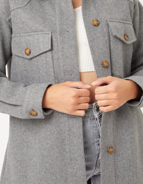 Load image into Gallery viewer, Jq Fleece Oversized Shacket
