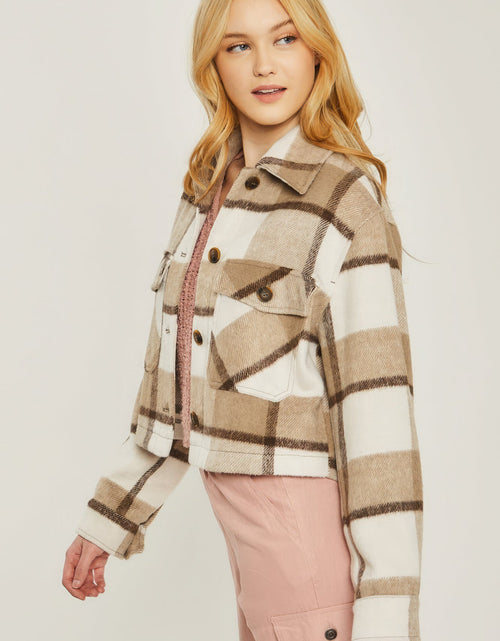 Load image into Gallery viewer, Yarn Dyed Plaid Button Up Jacket
