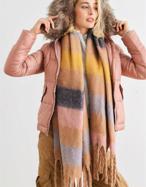 Load image into Gallery viewer, Long Sleeve Faux Fur Hood Padded Water Resistant Finish Jacket
