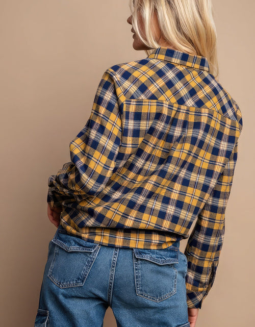 Load image into Gallery viewer, Tie Front Button Down Plaid Shirt With Front Pocket
