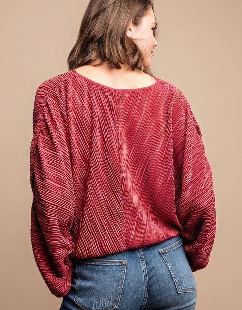 Load image into Gallery viewer, Satin Pleated Drawstring Top With Snap Button
