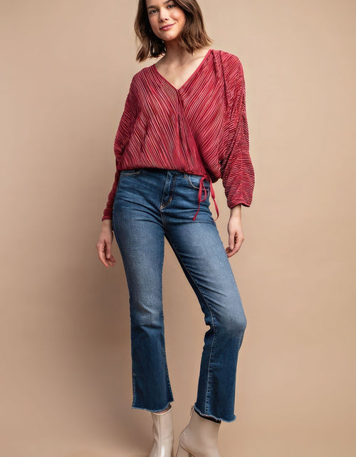 Load image into Gallery viewer, Satin Pleated Drawstring Top With Snap Button
