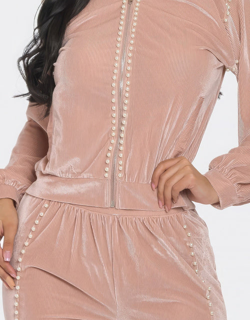 Load image into Gallery viewer, Jogger With Pearls Set
