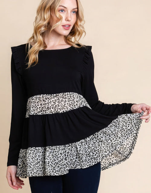 Load image into Gallery viewer, Solid Tiered Fashion Top
