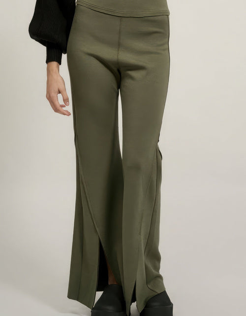 Load image into Gallery viewer, Solid Raw Edge Expose Seam Flare Pants
