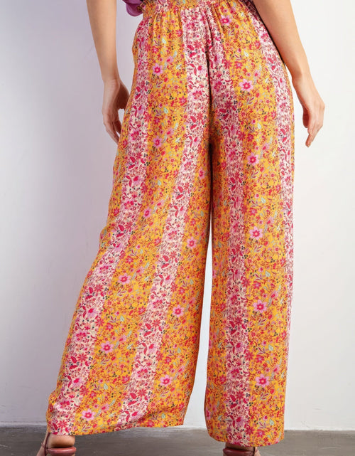 Load image into Gallery viewer, Floral Print Gauze Palazzo Pants
