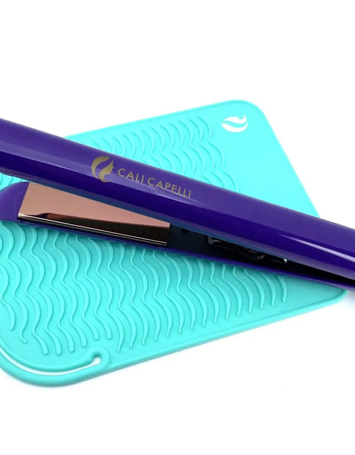Load image into Gallery viewer, Pro Heat Resistant Mat (Mint) by Calicapelli Hair Tools
