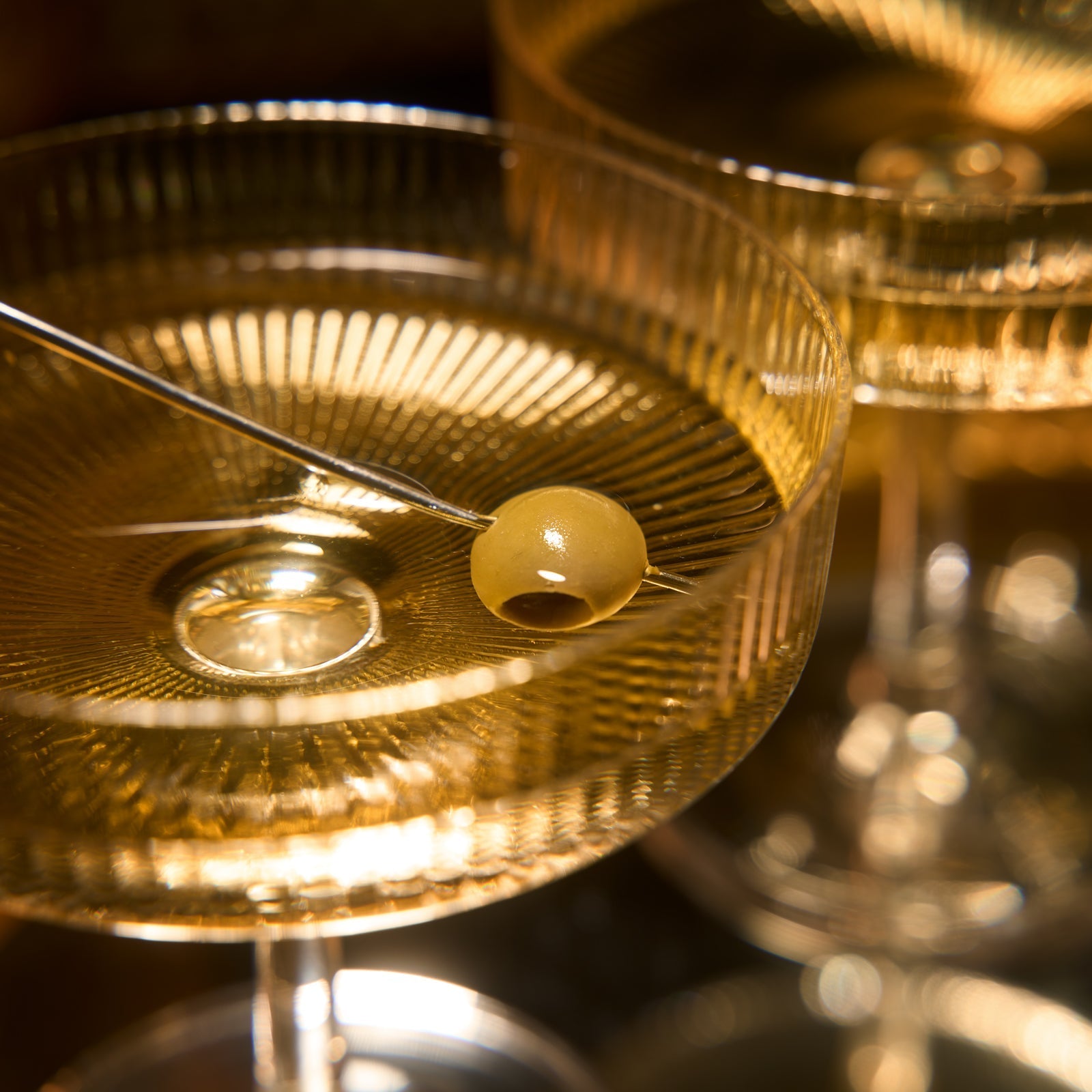 Ribbed Coupe Cocktail Glasses 8 oz | Set of 4 | Classic Manhattan Glasses For Cocktails, Champagne Coupe, Ripple Coupe Glasses, Art Deco Gatsby Vintage, Crystal with Stems (Clear) by The Wine Savant