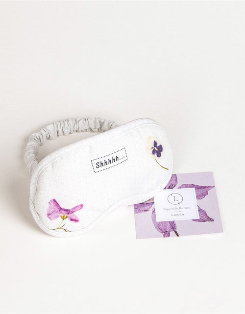 Load image into Gallery viewer, Pregnancy Gift Box, New Mom to be Gift Set by Lizush
