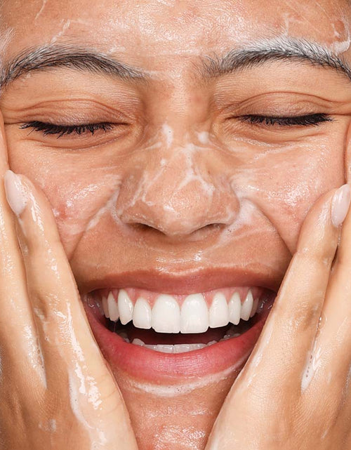 Load image into Gallery viewer, Crisp Start® by FarmHouse Fresh skincare
