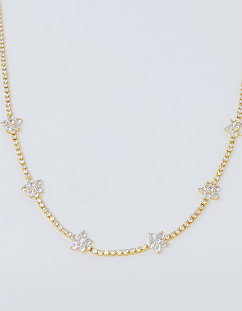 Load image into Gallery viewer, Stella Shiny Flower Necklace by Ellisonyoung.com
