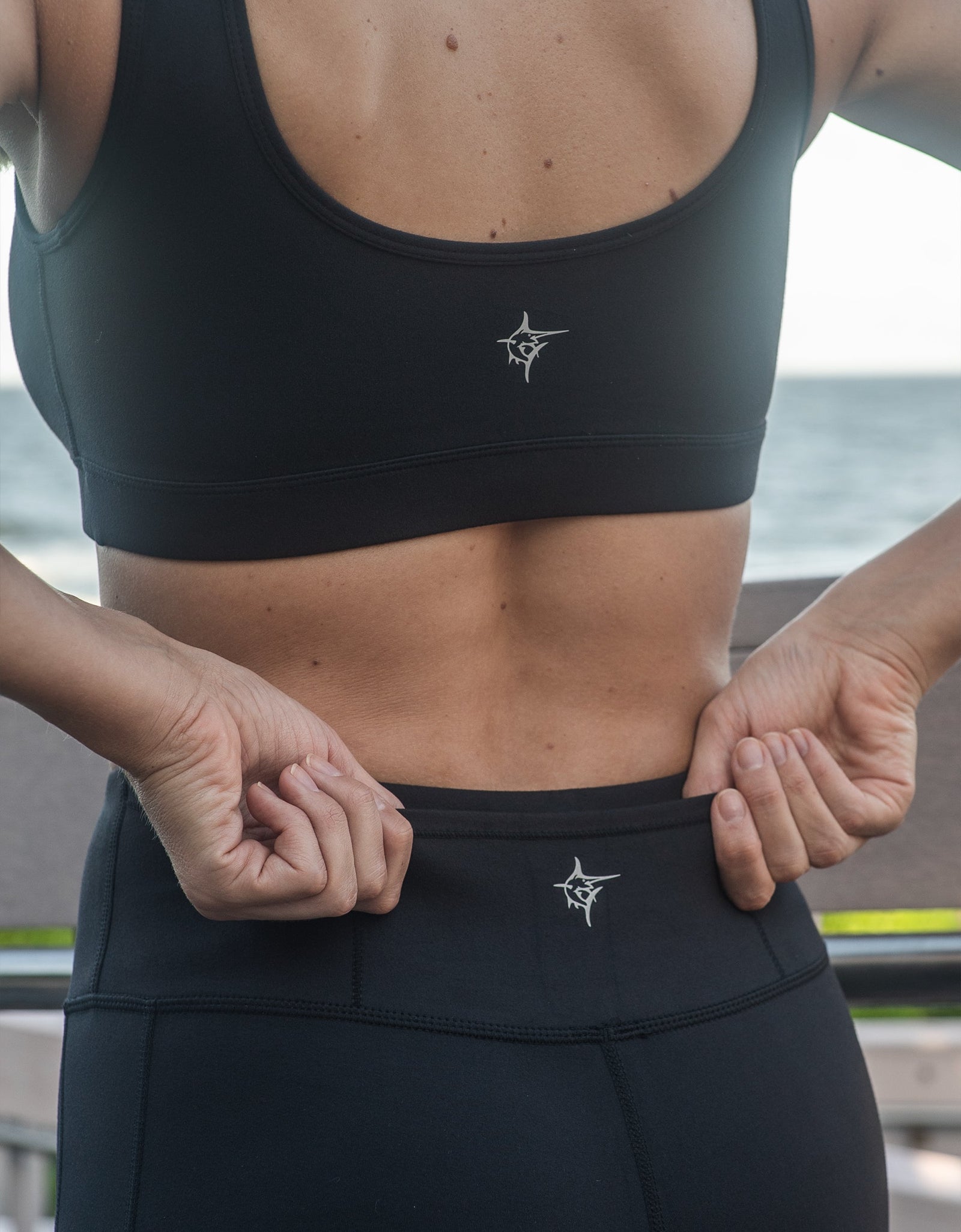 HydroFlex Cut Out Leggings