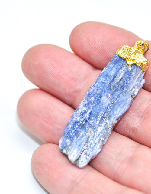 Load image into Gallery viewer, Blue Kyanite Pendant by Whyte Quartz
