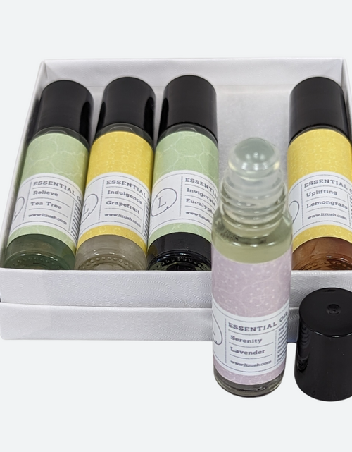 Load image into Gallery viewer, Set of Essential Oils Roll-On with Crystals by Lizush
