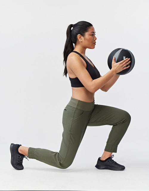 Load image into Gallery viewer, Excel Jogger 7/8 Length 28" Pant
