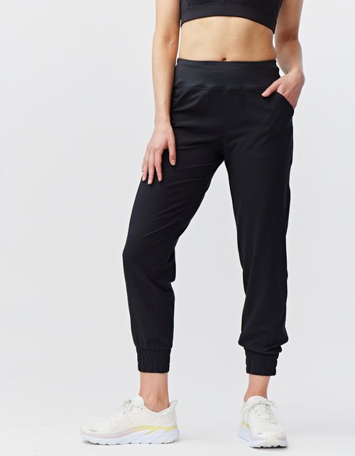 Load image into Gallery viewer, Excel Jogger 7/8 Length 28" Pant
