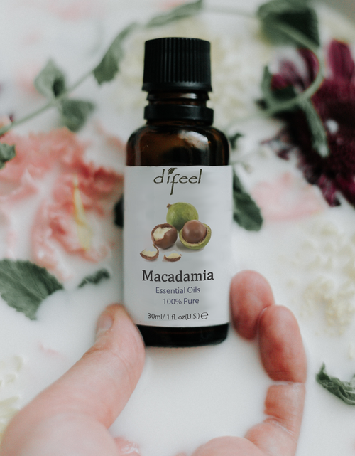 Load image into Gallery viewer, Difeel 100% Pure Essential Oil - Macadamia Oil 1 oz. by difeel - find your natural beauty
