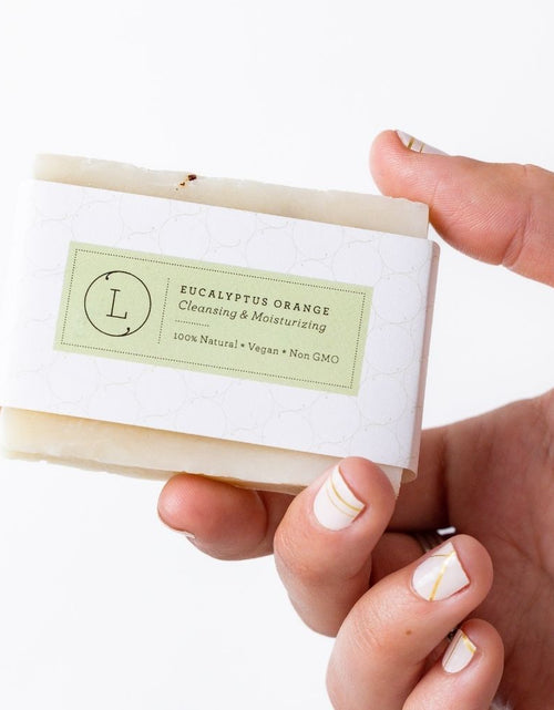 Load image into Gallery viewer, Eucalyptus Natural Handmade Soap Bar, Fresh Cold Process Soap by Lizush
