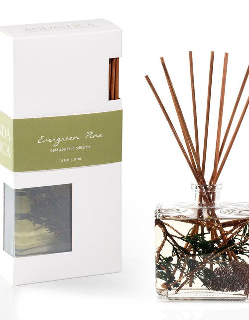 Load image into Gallery viewer, Evergreen Pine Reed Diffuser by Andaluca Home
