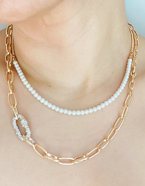 Load image into Gallery viewer, Classic Duo Layered Pearl Necklace Set by Ellisonyoung.com
