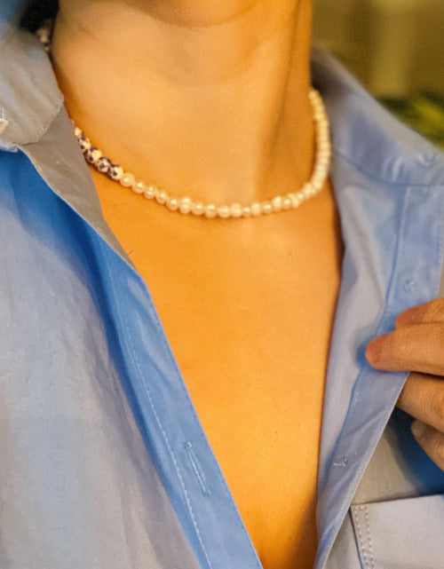 Load image into Gallery viewer, So Fresh Pearl And Porcelain Choker Necklace by Ellisonyoung.com
