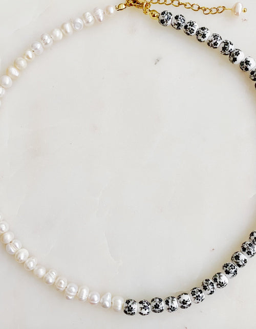 Load image into Gallery viewer, So Fresh Pearl And Porcelain Choker Necklace by Ellisonyoung.com
