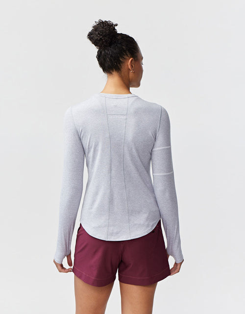 Load image into Gallery viewer, Foudy Women's Longsleeve Workout Top

