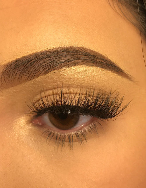 Load image into Gallery viewer, Dalia by Athena Lash Co.
