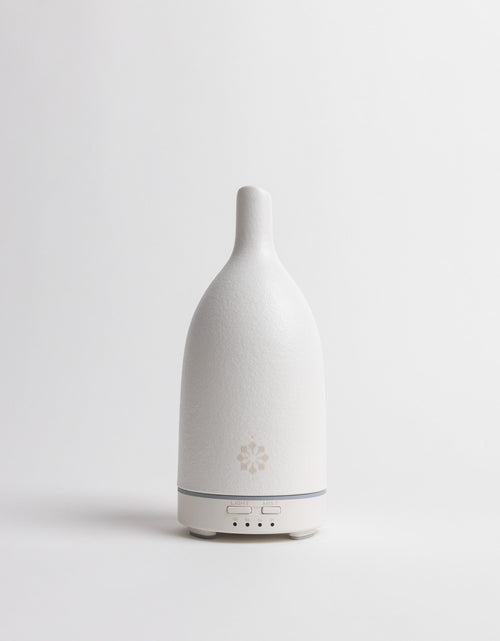 Load image into Gallery viewer, Ultrasonic Diffuser &amp; Essential Oils Set by Four Truffles
