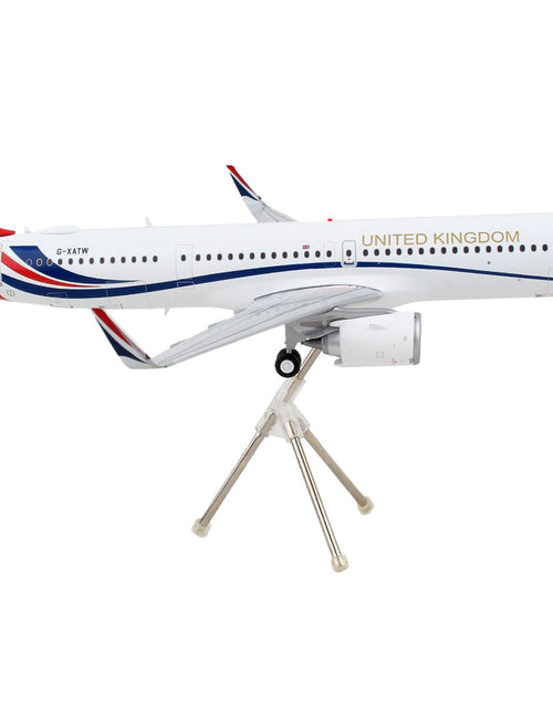 Load image into Gallery viewer, Airbus A321neo Commercial Aircraft "British Royal Air Force" White with United Kingdom Flag Graphics "Gemini 200" Series 1/200 Diecast Model Airplane by GeminiJets
